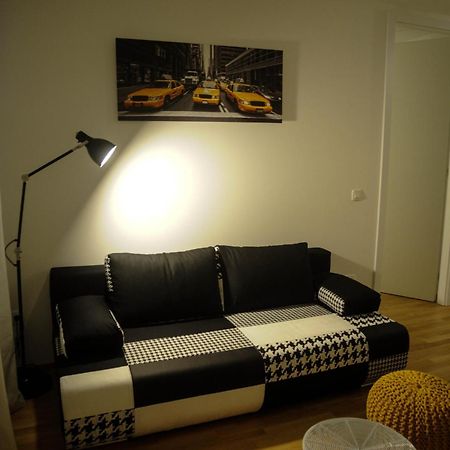 Golden Gate Apartment زادار المظهر الخارجي الصورة