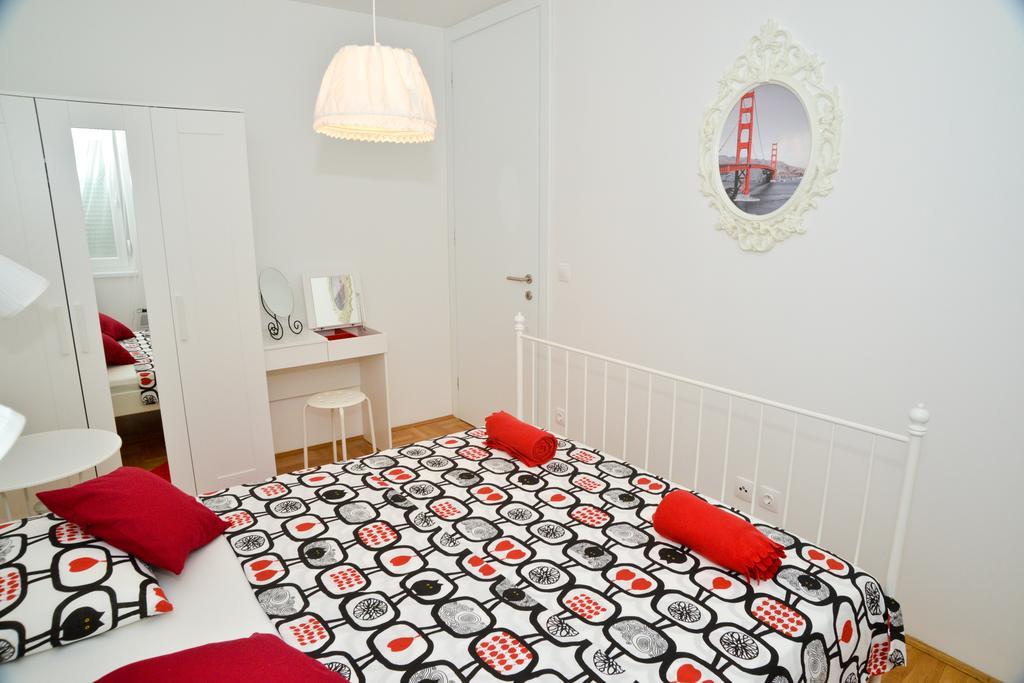 Golden Gate Apartment زادار الغرفة الصورة