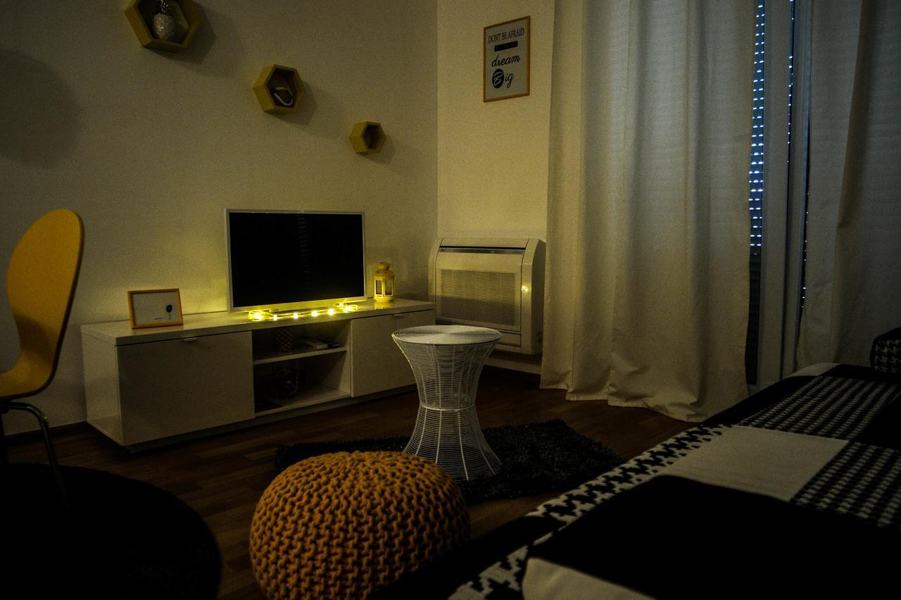Golden Gate Apartment زادار المظهر الخارجي الصورة