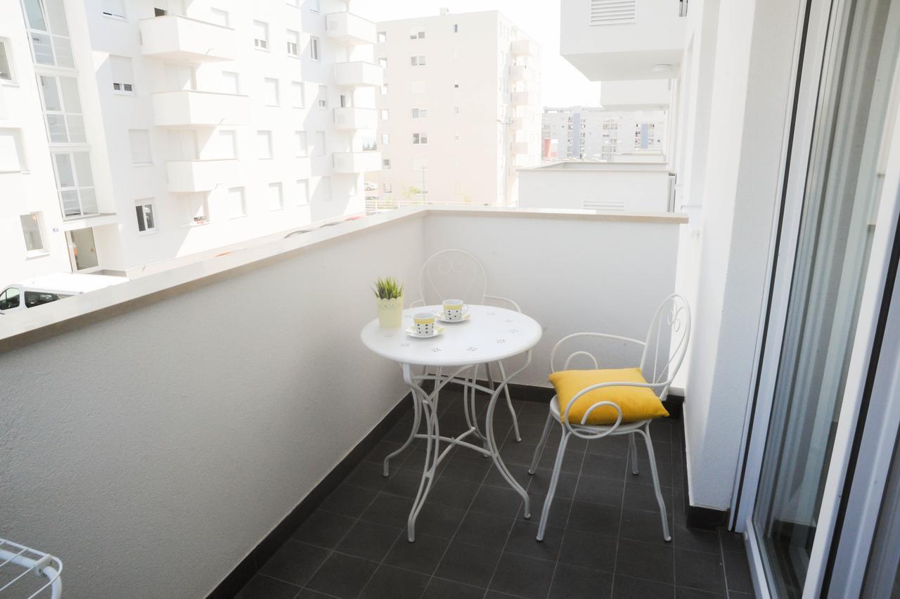 Golden Gate Apartment زادار المظهر الخارجي الصورة